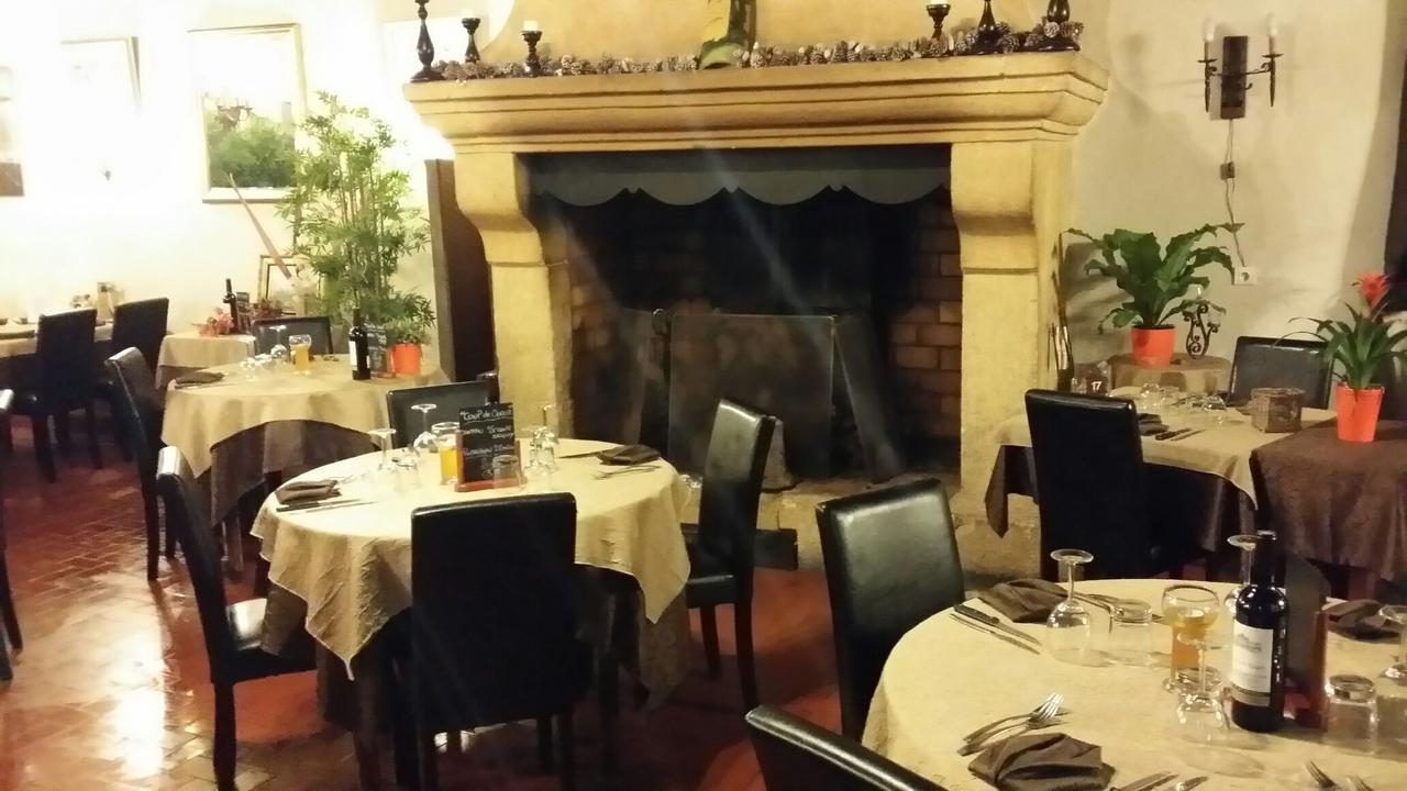 Auberge De Pachoquin Meounes-les-Montrieux Dış mekan fotoğraf