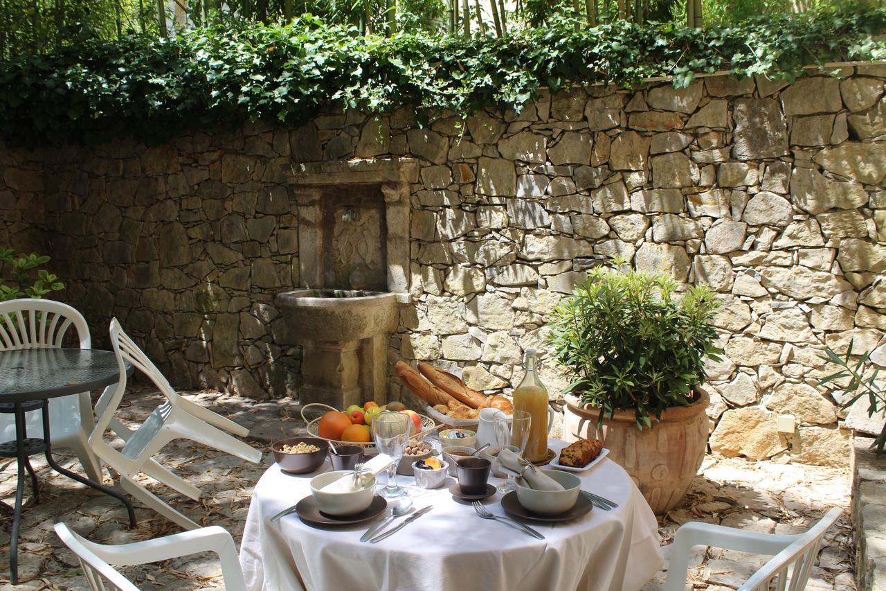 Auberge De Pachoquin Meounes-les-Montrieux Dış mekan fotoğraf