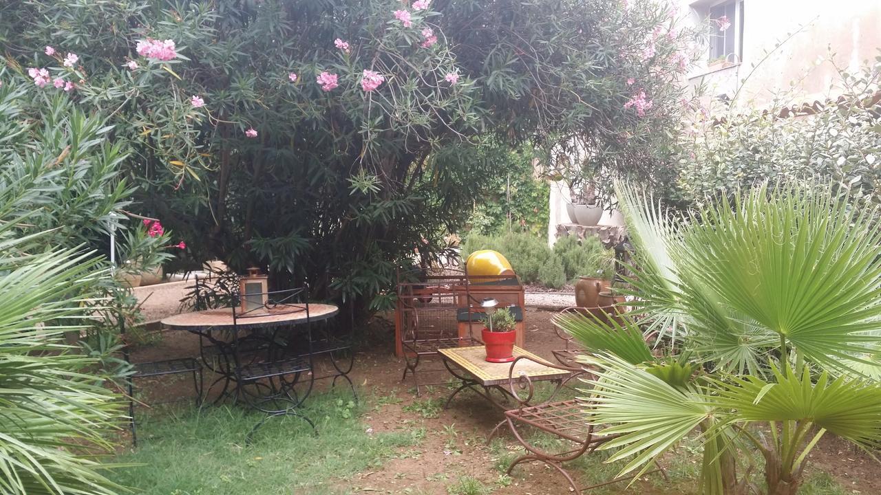 Auberge De Pachoquin Meounes-les-Montrieux Dış mekan fotoğraf
