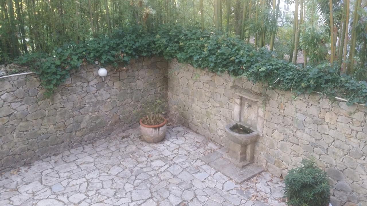 Auberge De Pachoquin Meounes-les-Montrieux Dış mekan fotoğraf