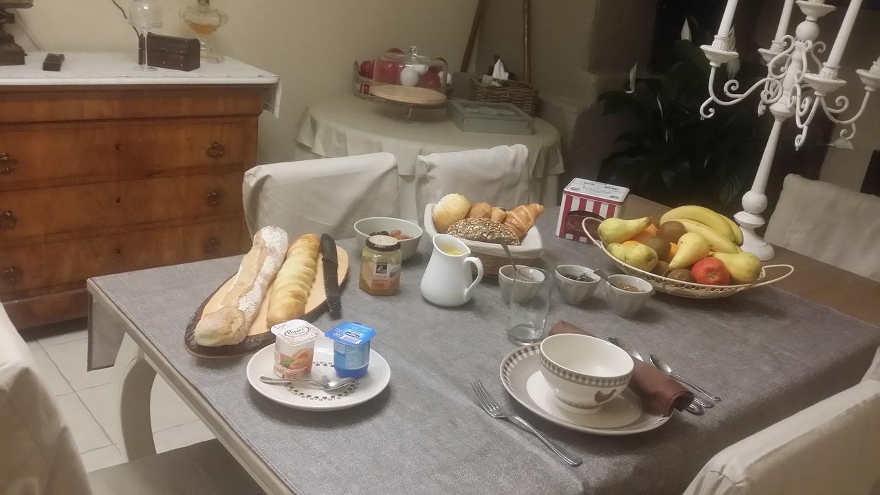 Auberge De Pachoquin Meounes-les-Montrieux Dış mekan fotoğraf